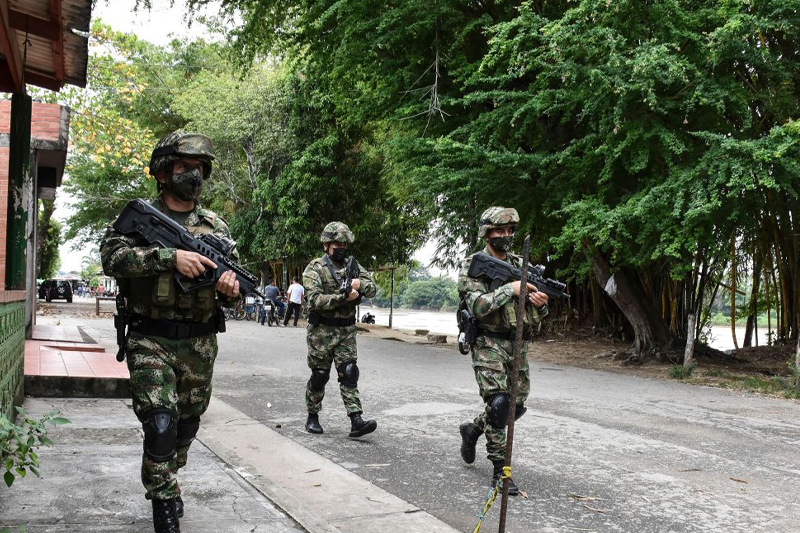  كولومبيا تتوصل إلى اتفاق لوقف إطلاق النار مع الجماعات المسلحة الرئيسية