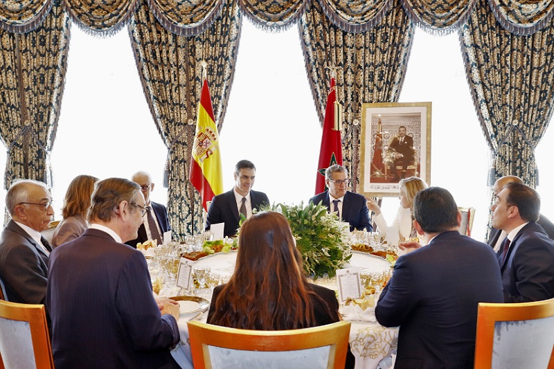  الملك محمد السادس يقيم مأدبة غداء على شرف رئيس الحكومة الإسبانية والوفد المرافق له