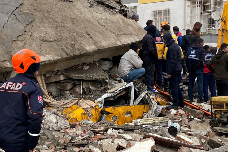  تركيا: تسجيل زلزال ثان بولاية كهرمان مارعش بقوة 7,6 درجات