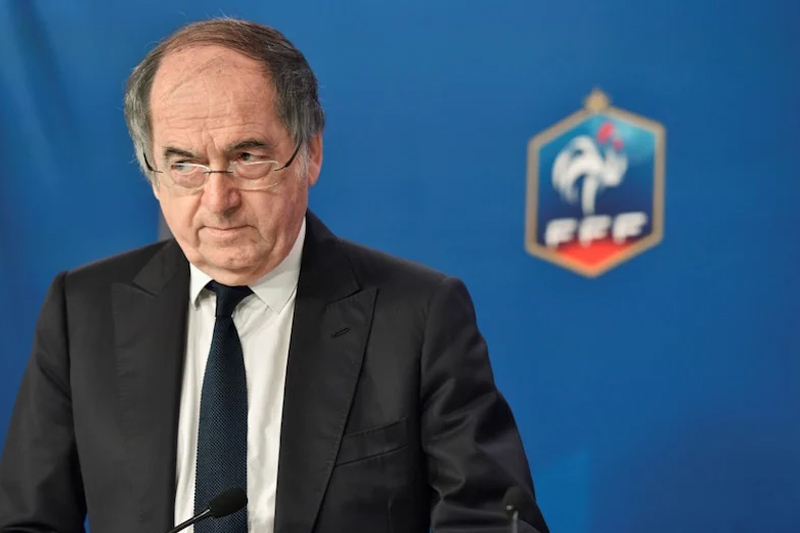  رئيس الاتحاد الفرنسي يقدم استقالته