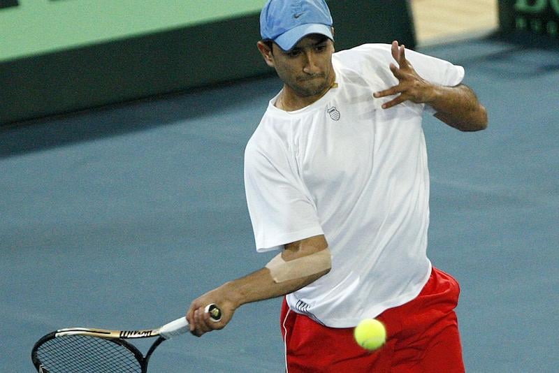  إيقاف لاعب التنس المغربي يونس الرشيدي مدى الحياة
