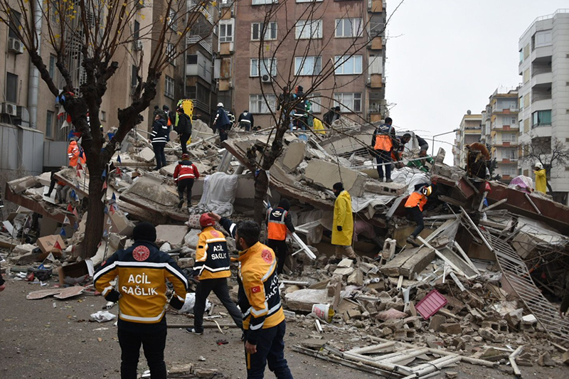  حصيلة زلزال تركيا ترتفع إلى أزيد من 38 ألف قتيل و108 آلاف مصاب