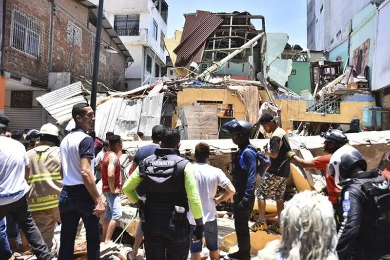 الإكوادور: سقوط 14 قتيلا على الأقل في زلزال بقوة 6.8 درجات
