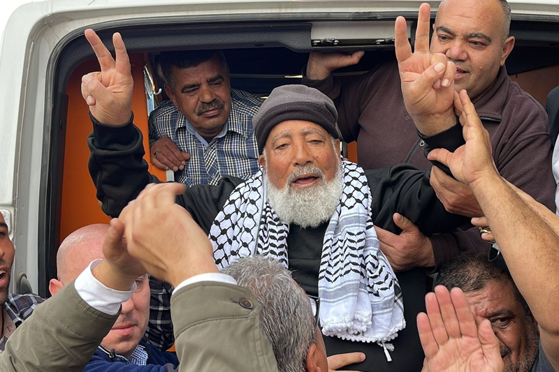 إسرائيل تفرج عن أكبر معتقل فلسطيني في سجونها
