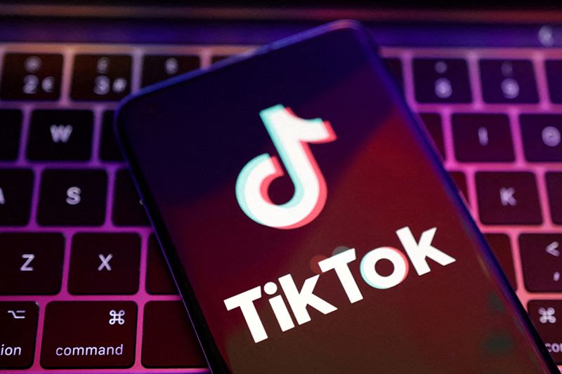  فرنسا تحظر تيك توك من هواتف موظفي القطاع العام
