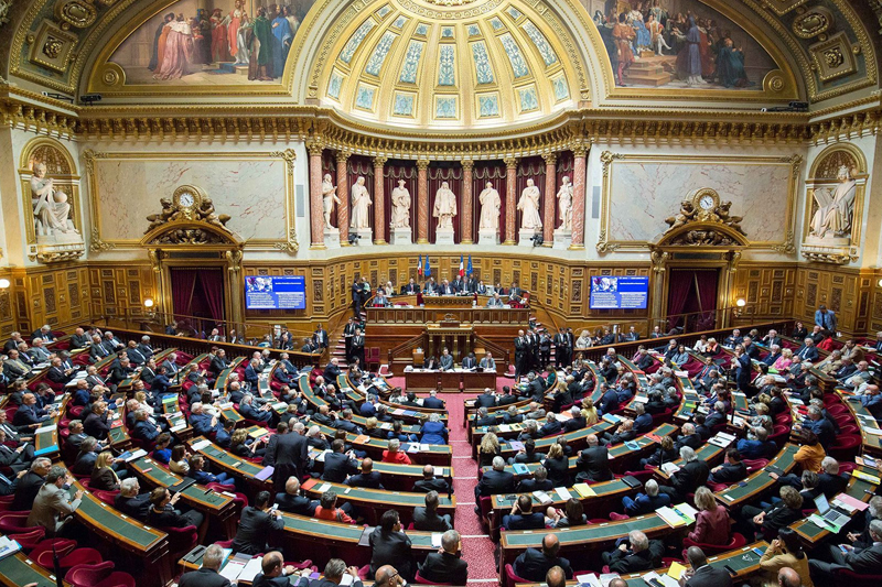 مجلس الشيوخ الفرنسي يقر مشروع قانون رفع سن التقاعد