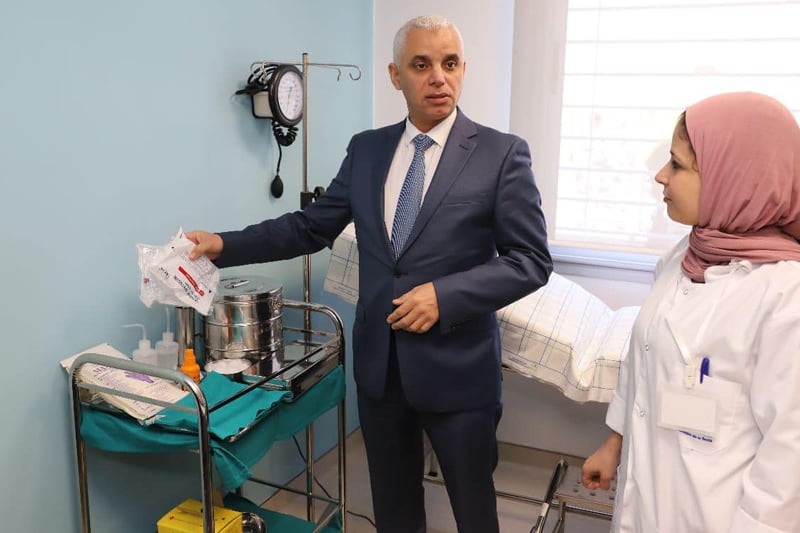 تازة: وزير الصحة يعطي انطلاقة خدمات ثلاث منشآت صحية