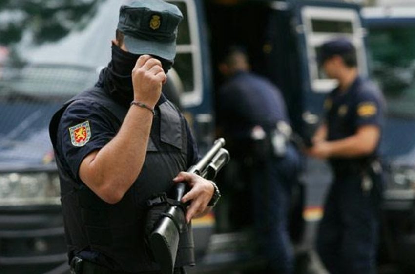  الأمن الأسباني يفكك شبكة أوهمت العشرات من البرازيليين بالنجومية في كرة القدم