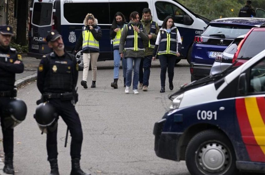إسبانيا: أربعة قتلى في تصادم طائرتين خفيفتين شمال البلاد