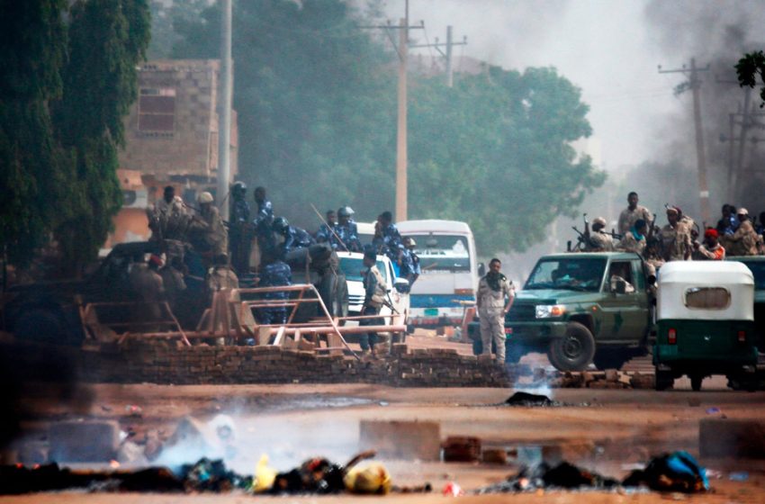 الاشتباكات في السودان: أزيد من 400 قتيل و3500 جريح حسب