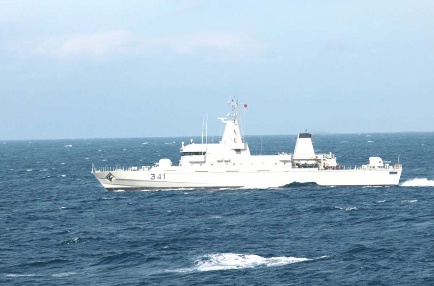  ساحل طانطان: البحرية الملكية تقدم المساعدة لـ 56 مرشحا للهجرة غير الشرعية