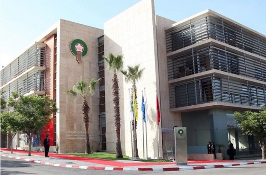 الجامعة الملكية لكرة القدم تصدر عقوبات على العديد من الأندية من بينها الرجاء البيضاوي