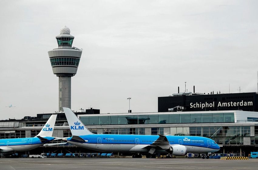  هولندا: مطار أمستردام يعتزم حظر الرحلات الليلية والطائرات الخاصة