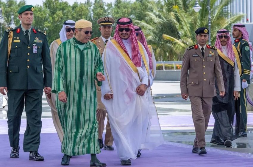  صاحب السمو الملكي الأمير مولاي رشيد يحل بجدة لتمثيل صاحب الجلالة في القمة العربية