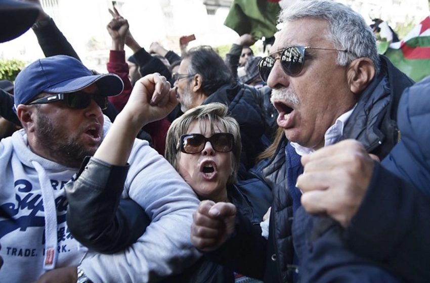 المعارضة الجزائرية تندد بمناخ الترهيب المخيم على الأحزاب السياسية