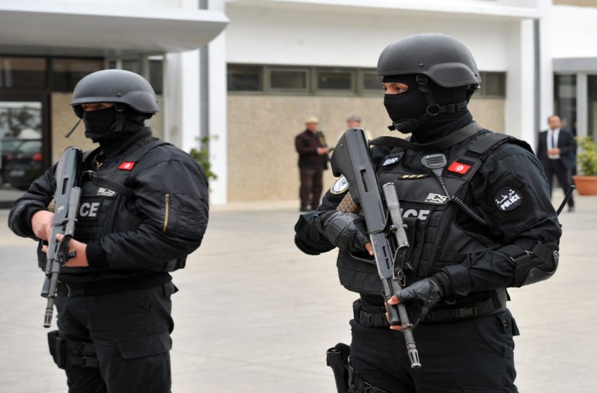  السلطات التونسية تعلن القبض على تكفيري كان بصدد التحضير لعمليات إرهابية متزامنة