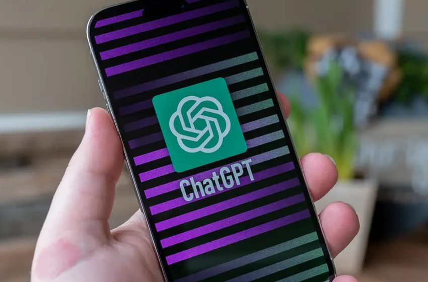  OpenAI تطلق تطبيق ChatGPT الخاص بالهاتف المحمول