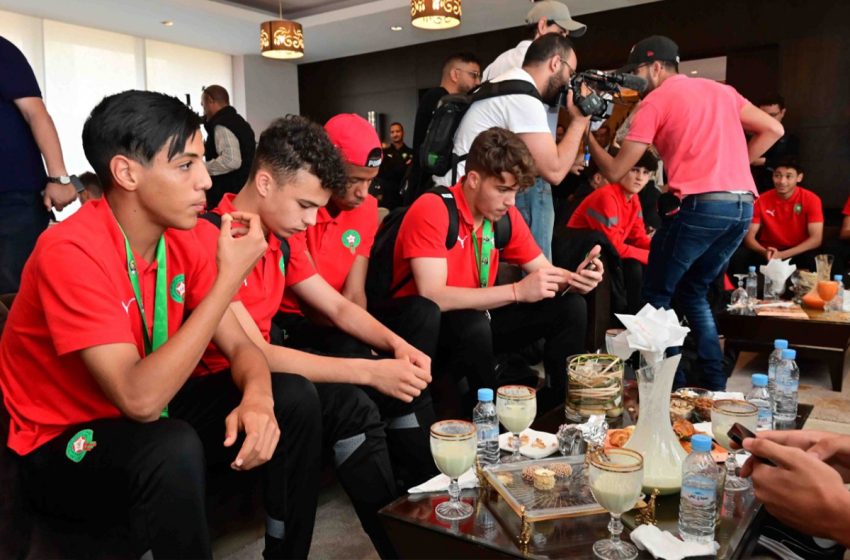  المنتخب المغربي لكرة القدم لأقل من 17 سنة يحل بأرض الوطن