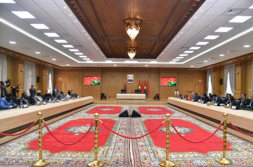  اللجنة المشتركة للتعاون المغرب-بوركينا فاسو: التوقيع بالداخلة على عدد من الاتفاقيات الثنائية