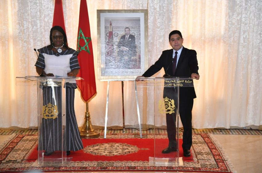 وزير الخارجية يعرب عن تضامن المغرب الكامل مع بوركينا فاسو