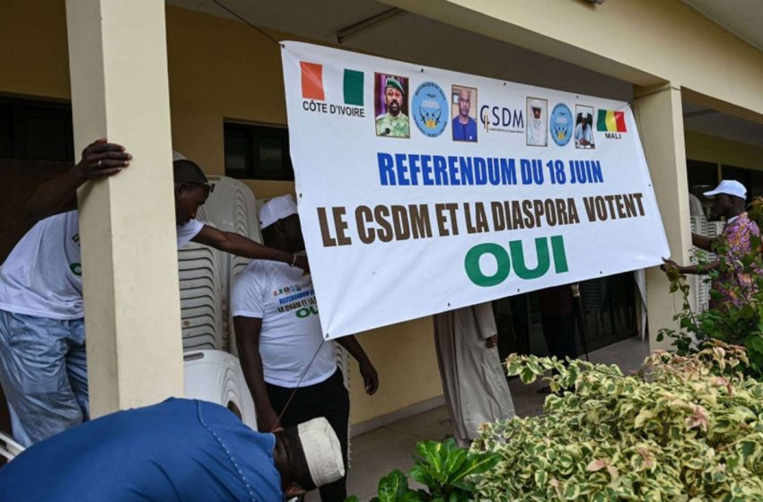  مالي: بدء عملية التصويت على مشروع الدستور الجديد