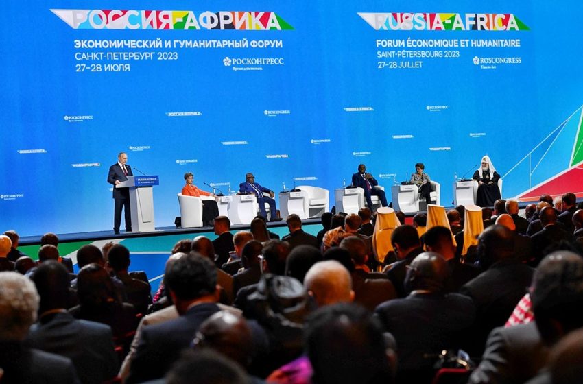  رئيس الحكومة يمثل جلالة الملك في القمة الثانية روسيا-افريقيا
