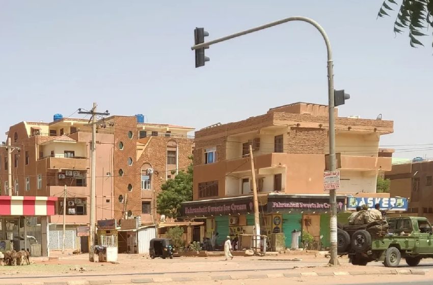 الامارات تدعو الى وقف إطلاق النار بالسودان وترحب ببيان قمة دول جواره