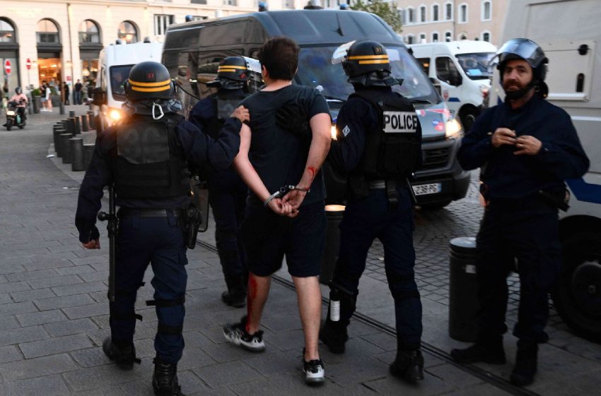  فرنسا: ليلة خامسة من أعمال العنف وأكثر من 700 حالة اعتقال