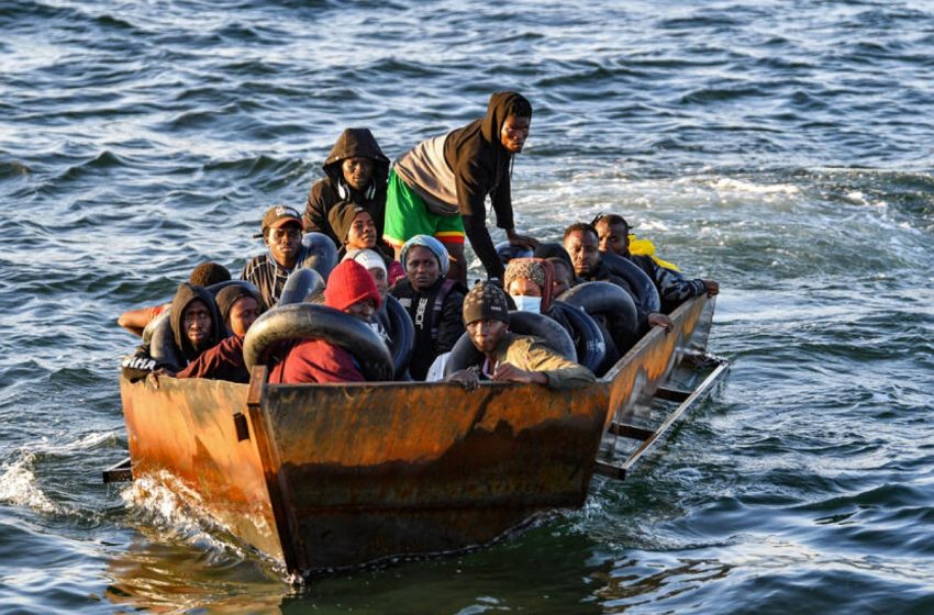  انتشال 8 جثث لمهاجرين قبالة السواحل التونسية