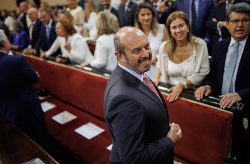 إنتخاب بيدرو رولان من الحزب الشعبي رئيسا لمجلس الشيوخ الإسباني