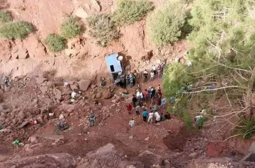  حادثة سير مميتة بإقليم أزيلال تودي بحياة 24 شخصا