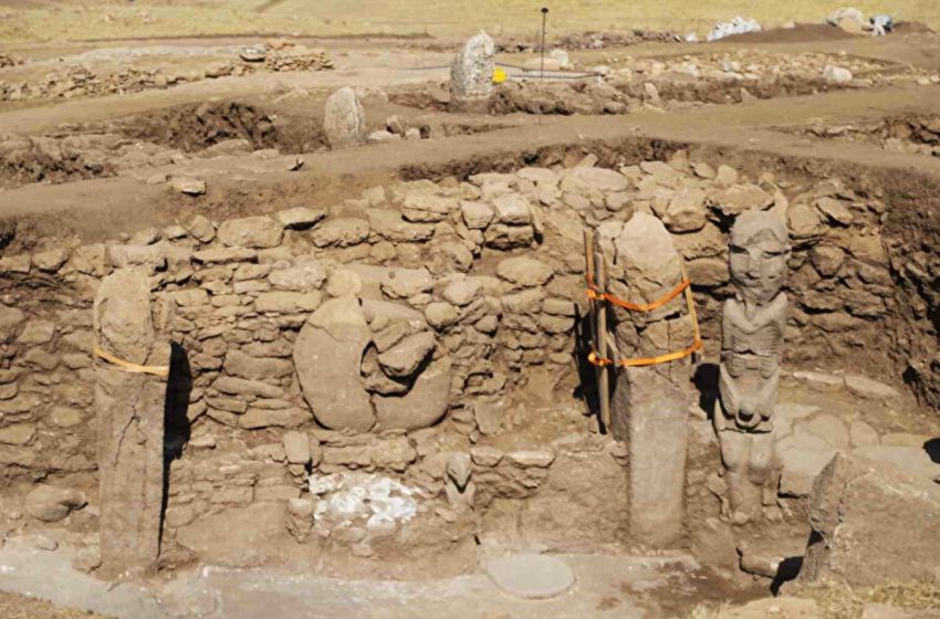  تركيا: إكتشاف تماثيل أثرية في موقع تاريخي يعود إلى 12 ألف سنة