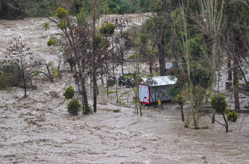 الشيلي تعلن حالة الطوارئ الفلاحية في عدد من المناطق الجنوبية بسبب الفيضانات