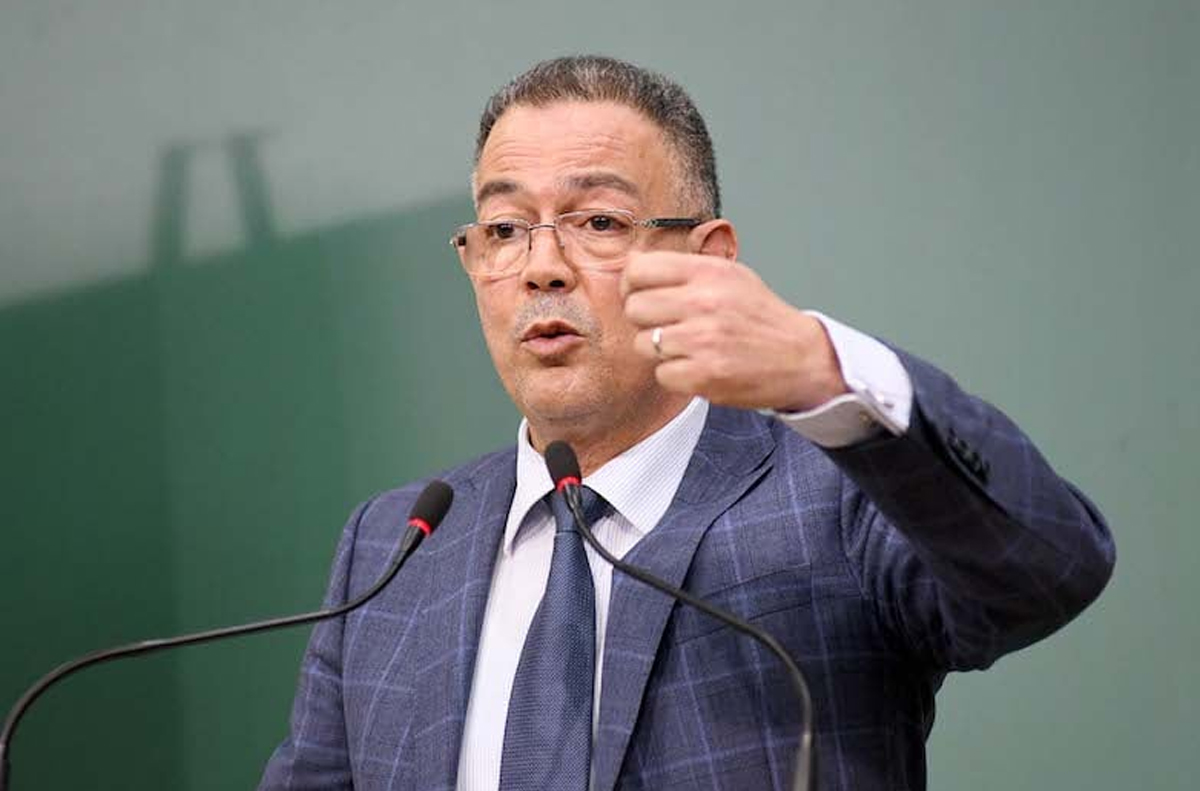 فوزي لقجع: المغرب يبذل مجهودات كبرى في مجال تعزيز النزاهة وربط المسؤولية بالمحاسبة