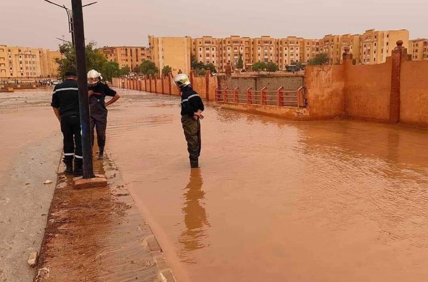 ارتفاع ضحايا فيضانات الجزائر إلى 8 قتلى