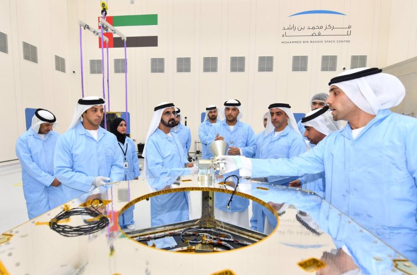 الإمارات تبدأ تصنيع الأقمار الصناعية في 2025