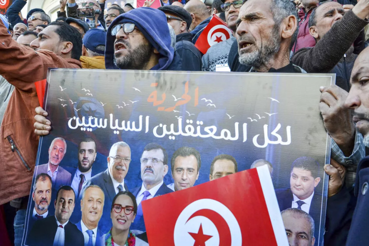 تونس: معتقلون سياسيون يضربون عن الطعام تنديدا باعتقالهم