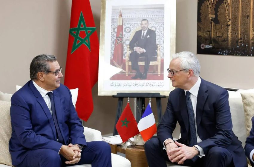رئيس الحكومة المغربي يتباحث مع وزير الاقتصاد والمالية والسيادة الصناعية