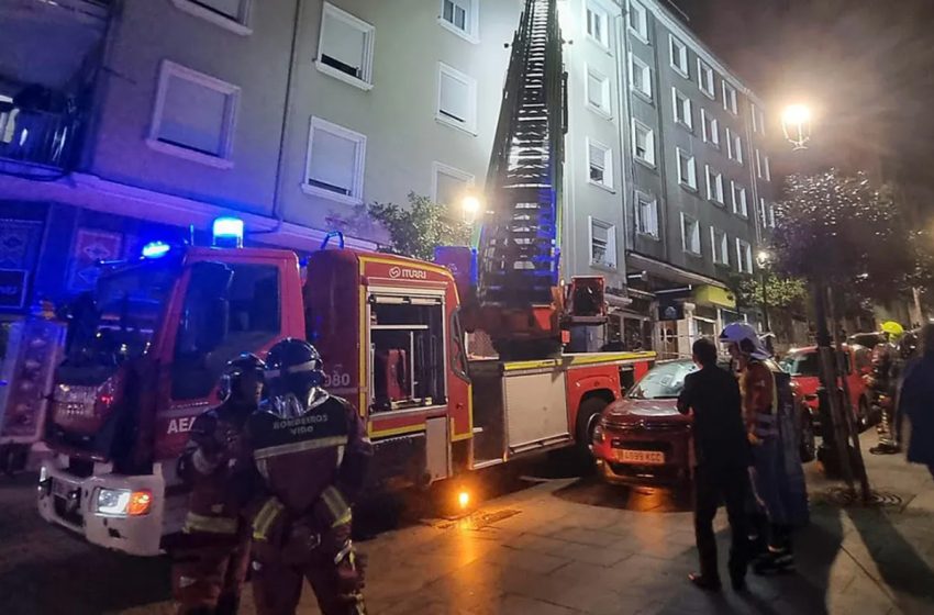 إسبانيا: مقتل أربعة أشخاص في حريق بمدينة فيغو شمال البلاد