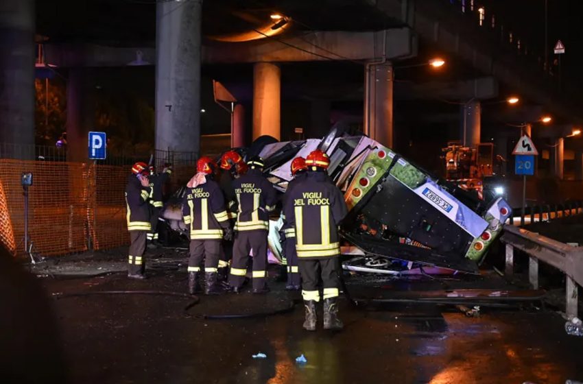 إيطاليا.. 21 قتيلا على الأقل في حادث سقوط حافلة من