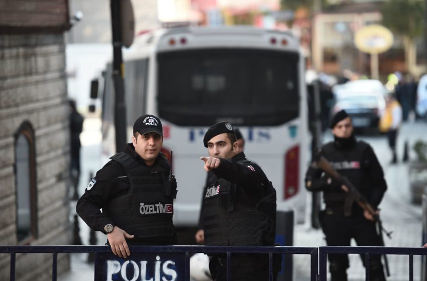  تركيا: مقتل شخص وإصابة اثنين إثر هجوم إرهابي أمام مديرية الأمن العام بأنقرة