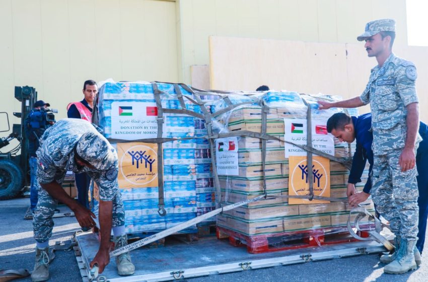  إدخال جزء كبير من المساعدات الإنسانية التي أمر بها صاحب الجلالة الملك محمد السادس لفائدة السكان الفلسطينيين إلى غزة