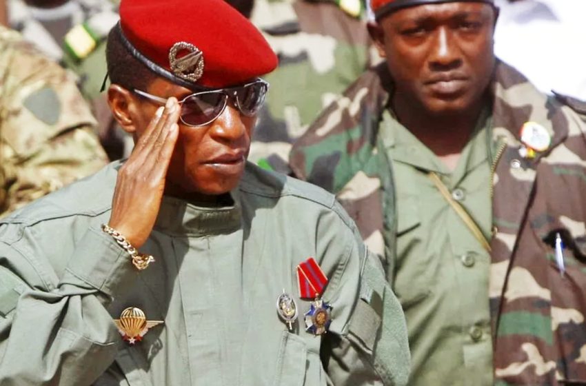  فرار الرئيس الغيني السابق موسى داديس كمارا بالعاصمة كوناكري