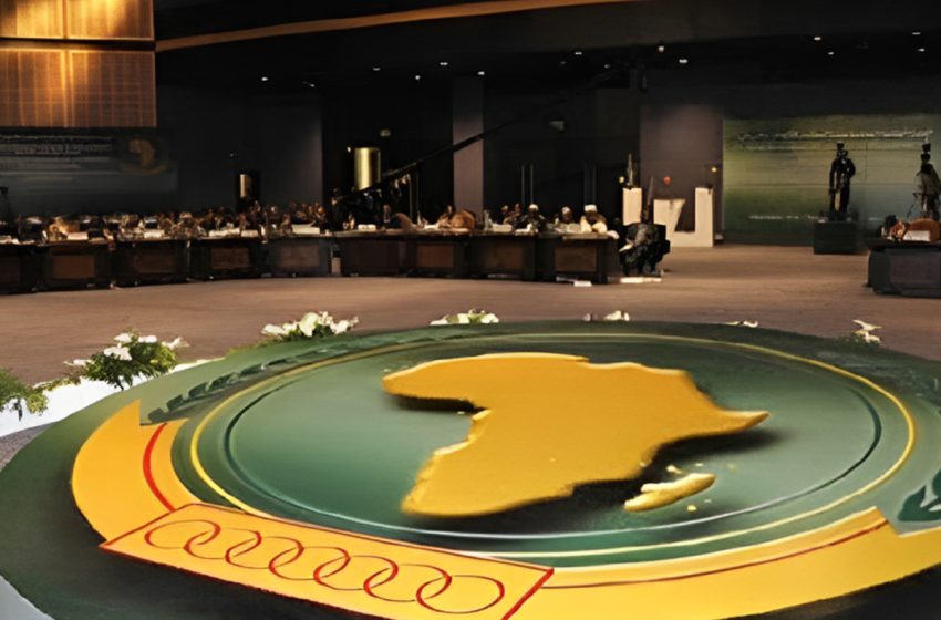  الاتحاد الإفريقي: مجلس السلم والأمن يجدد التأكيد على العلاقة بين الإرهابيين والجماعات الإجرامية والانفصالية