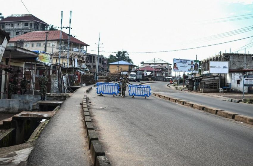 رئيس سيراليون يدعو إلى الوحدة بعد الهجوم على مستودع أسلحة