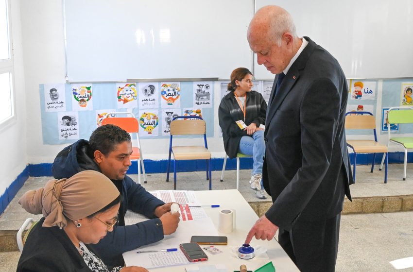  التونسيون يقاطعون الانتخابات المحلية