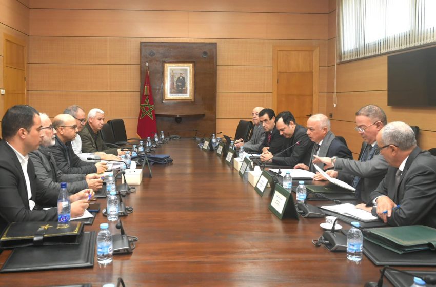  اللجنة الثلاثية الوزارية تجتمع مع الجامعة الوطنية للتعليم – التوجه الديموقراطي