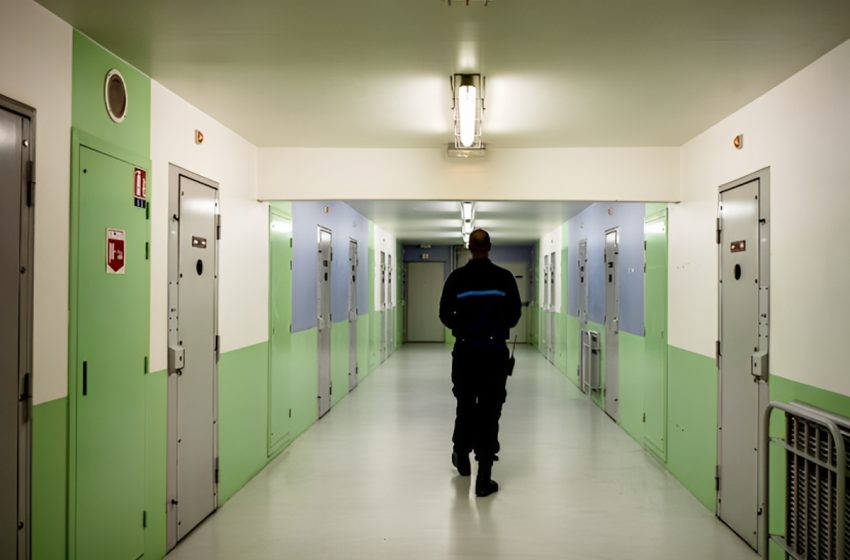  السجون الفرنسية تسجل عددا قياسيا جديدا للسجناء