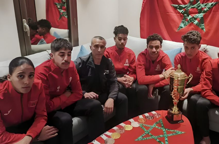  المنتخب الوطني للشبان للدراجات يتوج بذهبية فرق البطولة العربية للسباقات على الطريق