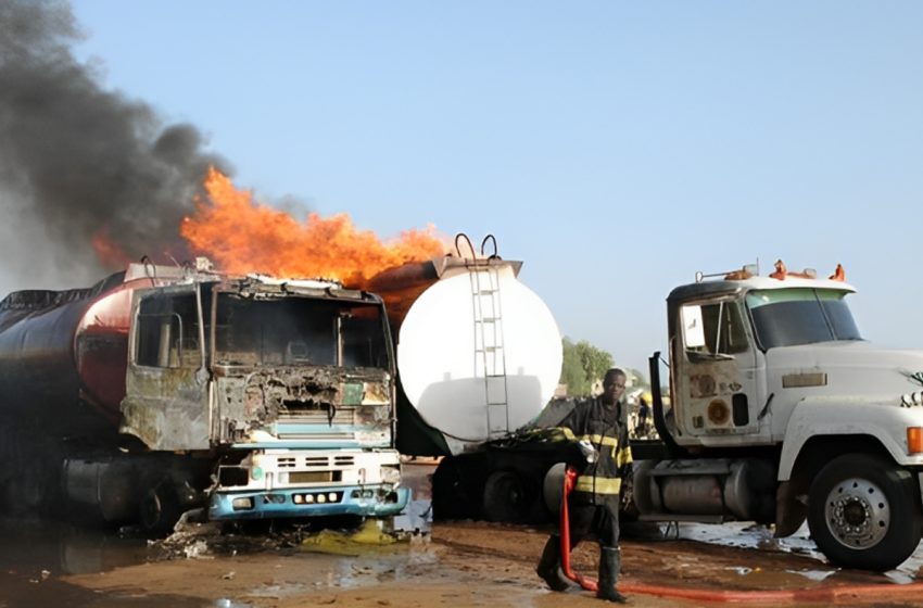ليبيريا: مقتل 15 شخصا في انفجار شاحنة صهريج